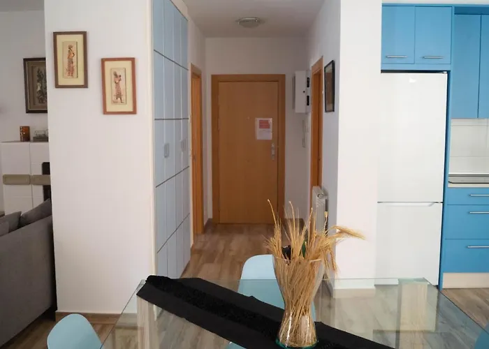 Y Sus 2 Catedrales Zaragoza